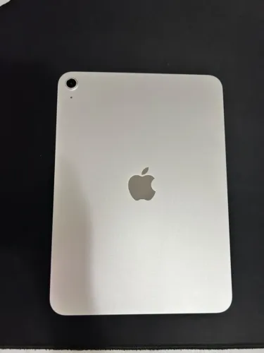 iPad 11 A16 128GB Wi-Fi Prata com capa, caneta e suporte