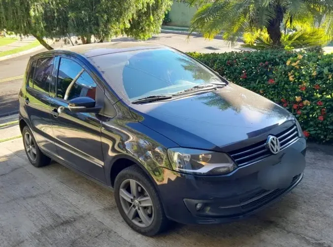Volkswagen Fox 1.0 MI Total Flex 8V 5P 2012