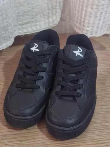 VENDO: Tênis Casual Allblack | tamanho 42 ( nunca usado )