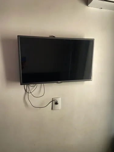 TV LG 32 Polegadas + Roku Tv 