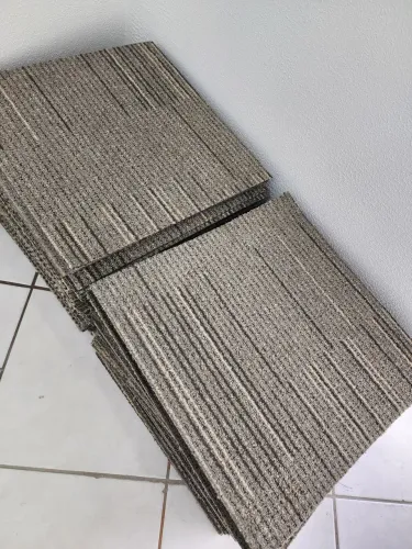 Carpete em bom estado já Higienizado