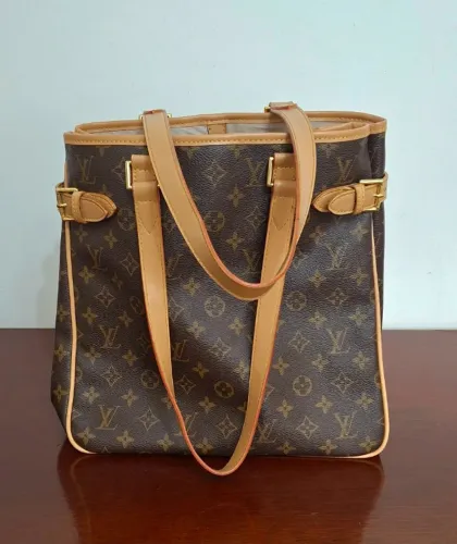 Bolsa Louis Vuitton Batignolles MM - Super Nova - Alça Ombro