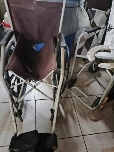 Cadeiras de roda e de banho