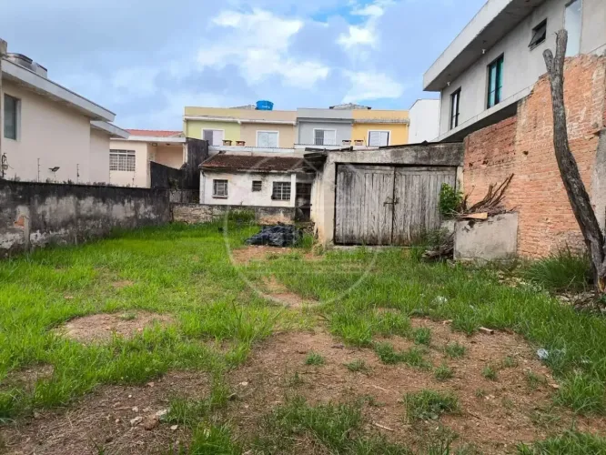 Terreno à venda na Vila Inglesa