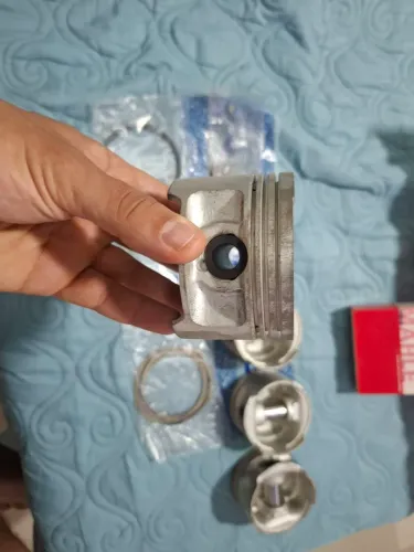 Motor Ap 2.0,  jogo de pistões novos MAHLE 1mm a álcool.