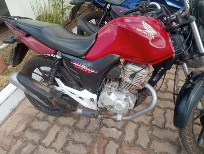 Vendo moto start 160