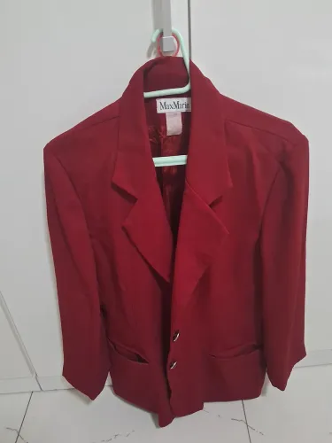 Blazer elegante vermelho .Otimo preço!!