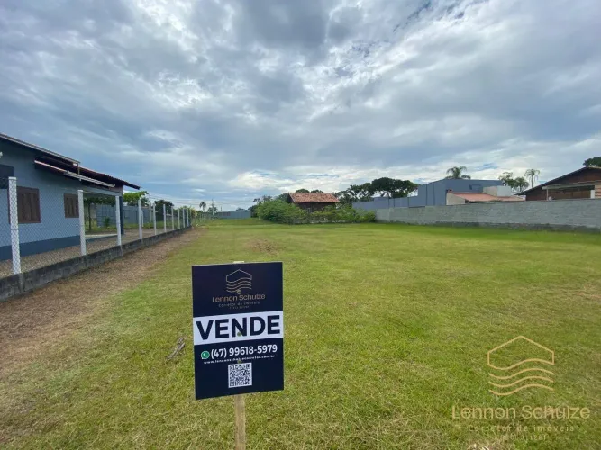 Terreno com AT 375,00m² a venda em São Francisco do Sul- Praia do Ervino