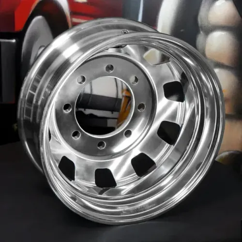 Roda de Alumínio Ford F4000 17,5 x 6 (8 furos) Alto Brilho