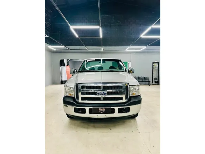 Ford F-250 XLT 3.9 4X2 CD TB Diesel 2011