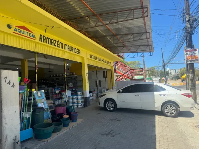 Imóvel para venda possui 556 metros quadrados em Ipsep - Recife - PE
