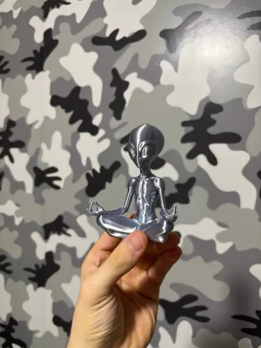 Combo Figure Alien Meditando - Dourado e Prateado