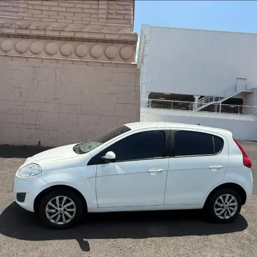 Fiat Palio Attractive 1.0 EVO Fire Flex 8V 5P 2015