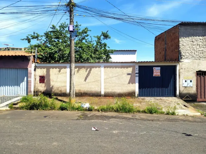 Casa para locação no bairro Minas Gerais