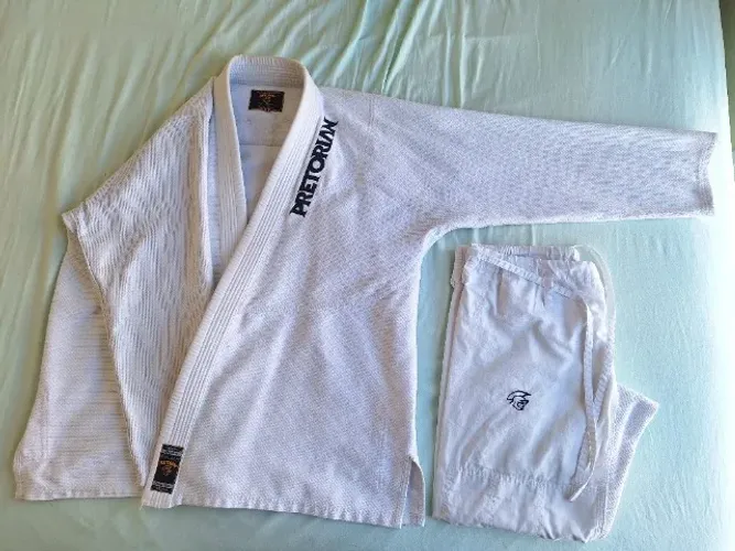 Kimono Pretorian Branco A2