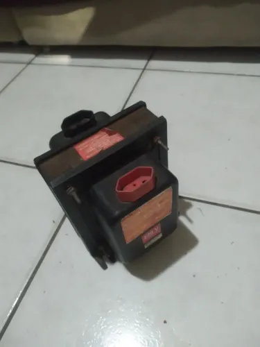 Alto transformador 3000va 110v/220v