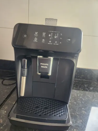 Cafeteira Expresso Semiautomática Philips Walita série 1500. Semi nova. 