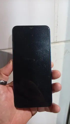 Vendo celular xiaome 10 a c , 256 gigas  , com carregador 