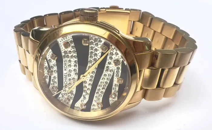 Relógio Mk Feminino Dourado com Cristais