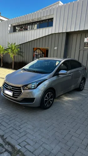 Hyundai HB20S Comfort Plus 1.0 TB Flex 12V Mec. 2019