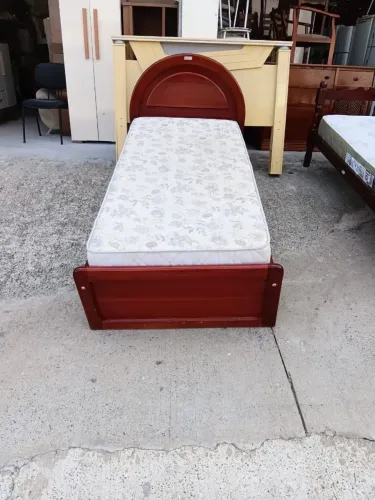 Cama col colchão - Aceito Oferta
