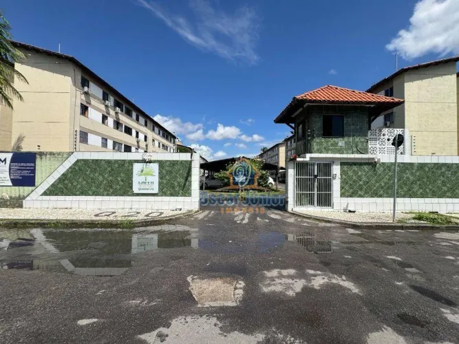 Apartamento com 3 dormitórios à venda, 61 m² por R$ 150.000,00 - Cajazeiras - Fortaleza/CE