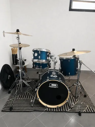 Bateria D-One Rocket nova 