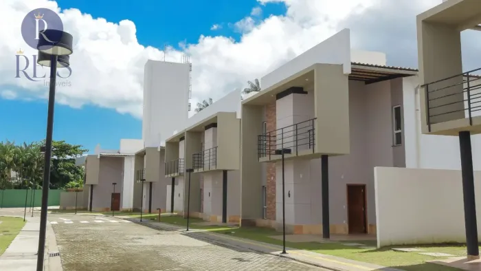 Casa Nova em Condomínio 3 Suítes e Espaço para sua Família