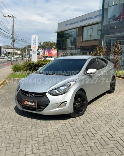 Hyundai Elantra GLS 2.0 16V Mec. 2012