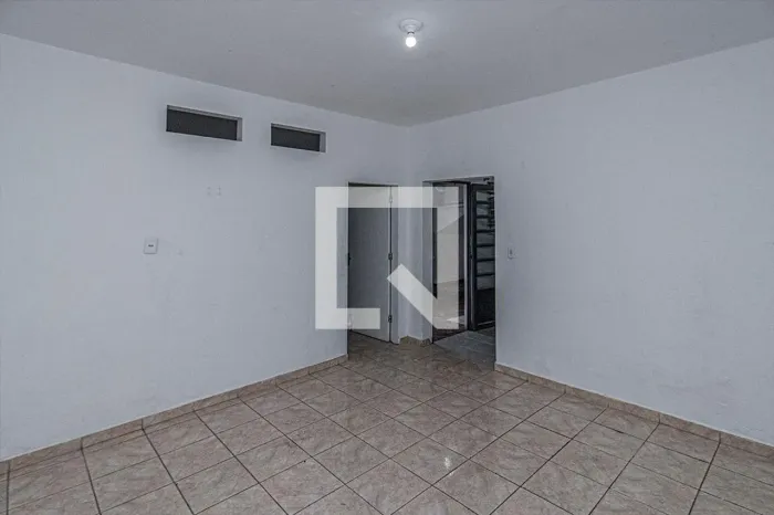 Casa à Venda - Vila das Mercês, 2 Quartos, 500 m2