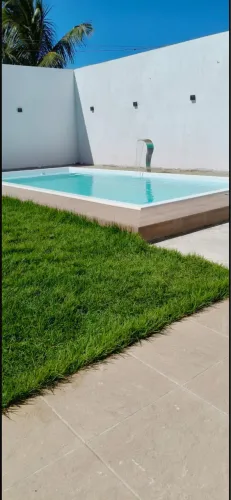 Casa próximo a praia com piscina diária a partir 350,00
