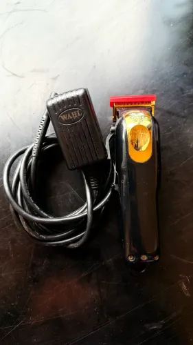 Wahl Magic Clip Cordless Gold Edition - Profissional (Sem Fio)