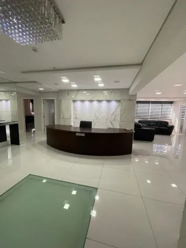 Andar inteiro no Edificio Av Paulista - Campolim prédio com Heliponto