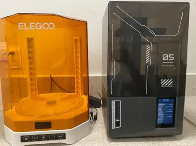 Impressora 3D Resina ELEGOO Mars 5 Ultra 9K - Auto Nivelamento e Wi-Fi