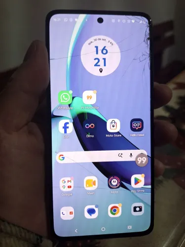 Moto g84