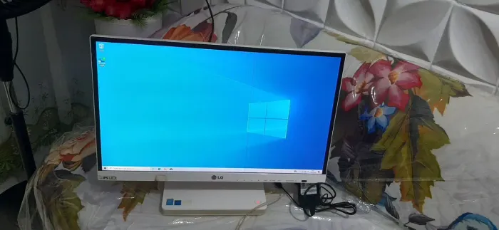Monitor e tv e computador lg 23 polegadas