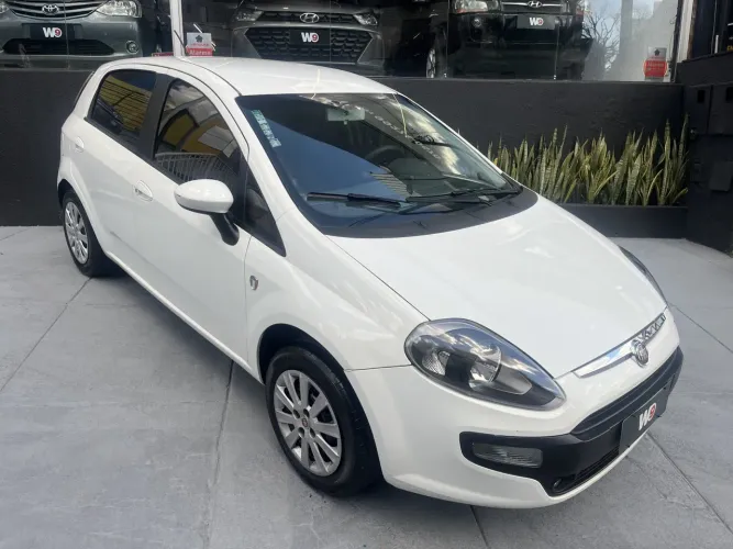 Fiat Punto Attractive Italia 1.4 F.flex 8V 5P 2013