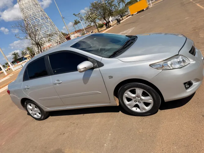 Toyota Corolla XEI 2.0 Flex 16V Aut. 2011