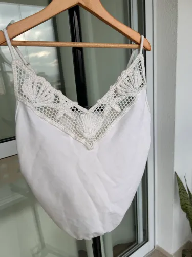 Blusa Branca Shoulder com Renda Guipir | Tamanho M