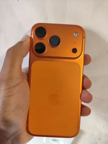 iPhone 17 pro tela com linha