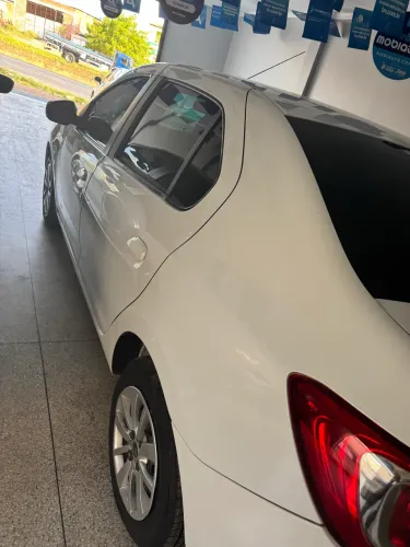 Renault Logan Expression Flex 1.6 16V 4P 2018