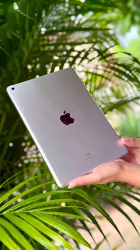 iPad 9 semi novo