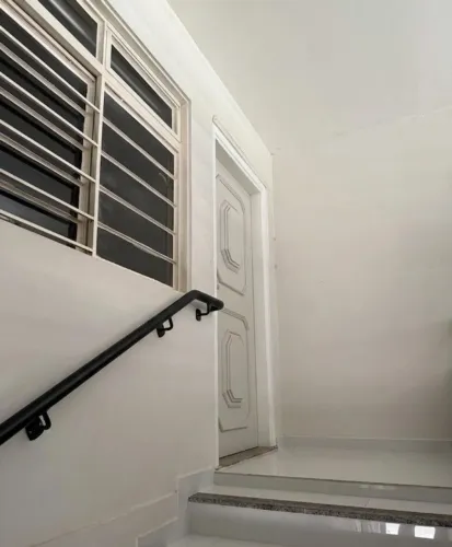 Locação apto comercial - 3 quartos sendo uma suíte (bairro Daniel Fonseca)
