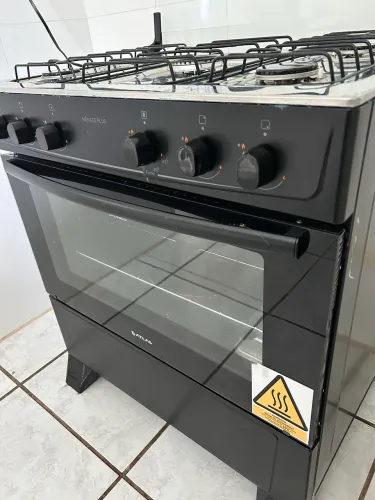 Vendo fogão atlas 5 bocas 