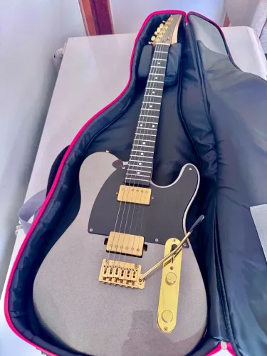 Guitarra Seizi Katana Kabuto