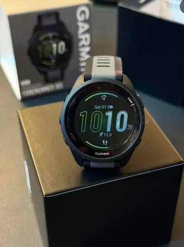 Garmin Forerunner 165 - novo, lacrado
