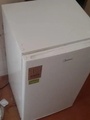 Frigobar 93 Litros SemiNovo Branco Midea
