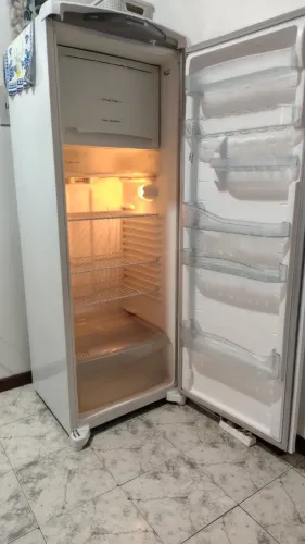 Geladeira Consul Frost Free 342 Litros - CRB39ABANA - 220V