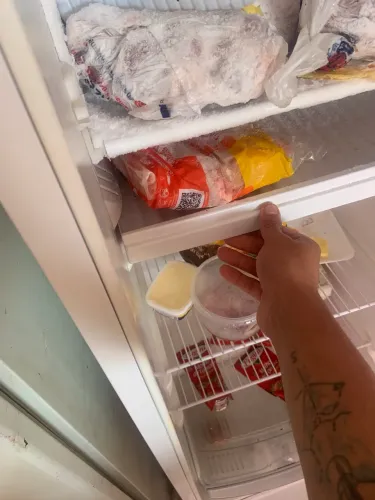 Vendo geladeira cônsul 