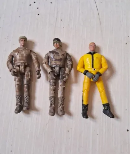 Lote 3 bonecos 7 pontos de articulação estilo estilo Gi Joe 